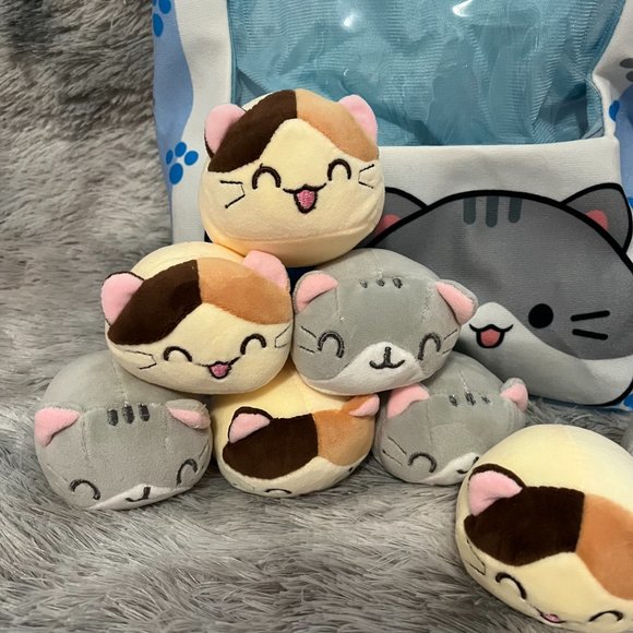 Blue Cat Snack Pillow plush with 8 mini Stuffed Toy - Picture 2 of 4